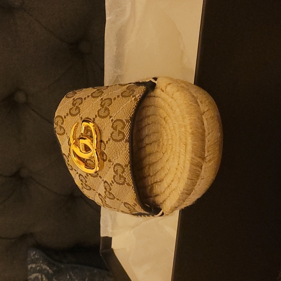 COPY - Gucci slides - Picture 4 of 5